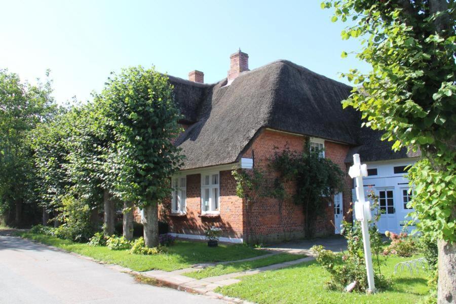 Kapitaen Hansen Haus Oldsum Екстер'єр фото